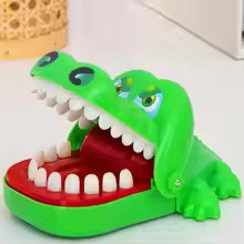 Children's prank toys hand biting crocodile toys shark tooth extraction games finger biting crocodile toys props tabletop games
